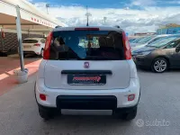 Usata Fiat Panda 4x4 S 86 CV (63 kW) 2019 Bianco Utilitaria