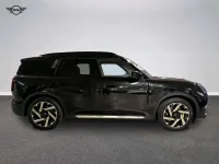 Usata Mini Countryman Favoured 225 kW (306 CV) 2026 Nero SUV