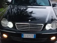 Usata Mercedes C220 150 CV (110 kW) 2004 Nero Station wagon