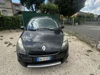 Usata Renault Clio II Dynamique 75 CV (55 kW) 2009 Nero Berlina