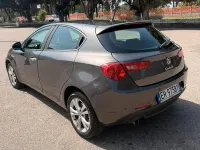 Usata Alfa Romeo Giulietta 105 CV (77 kW) 2011 Utilitaria