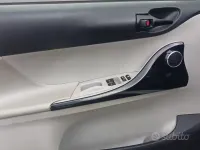 Usata Toyota iQ Lounge 68 CV (50 kW) 2013 Bianco Utilitaria