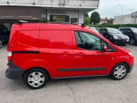 Usata Ford Transit 76 CV (55 kW) 2016 Rosso Furgone