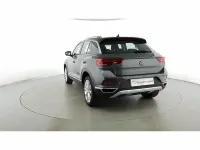 Usata VW T-Roc Style 150 CV (110 kW) 2023 Indium grey SUV