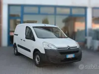 Usata Citroën Berlingo 90 CV (66 kW) 2016 Bianco Monovolume