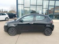 Usata Lancia Ypsilon Silver 69 CV (50 kW) 2023 Nero Utilitaria