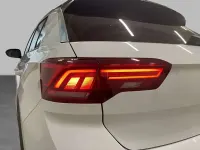 Usata VW T-Roc Style 110 CV (80 kW) 2023 Pure white nero SUV