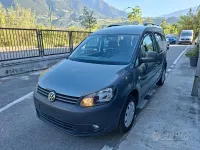 Usata VW Caddy Trendline 102 CV (75 kW) 2011 Grigio Monovolume