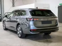Usata VW Passat Business 150 CV (110 kW) 2025 Grigio Station wagon