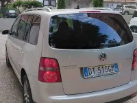 Usata VW Touran Trendline 140 CV (102 kW) 2009 Beige Monovolume