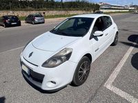 Usata Renault Clio II Dynamique 101 CV (74 kW) 2009 Bianco Berlina