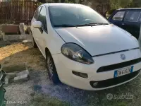 Usata Fiat Grande Punto 75 CV (55 kW) 2012 Bianco Utilitaria