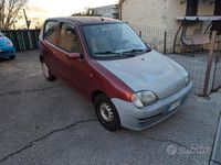 Usata Fiat 600 54 CV (39 kW) 2006 Rosso Utilitaria