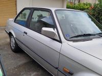 Usata BMW 318 136 CV (100 kW) 1990 Grigio Coupé