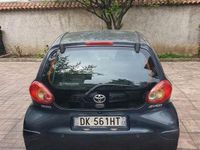 Usata Toyota Aygo 67 CV (49 kW) 2007 Grigio Utilitaria