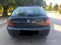 Usata Peugeot 307 68 CV (50 kW) 2005 Berlina