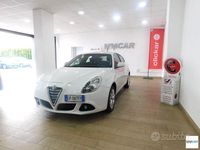 Usata Alfa Romeo Giulietta Progression 105 CV (77 kW) 2012 Bianco Utilitaria