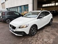 Usata Volvo V40 CC Business Edition 120 CV (88 kW) 2018 Bianco Station wagon