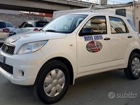 Usata Daihatsu Terios 105 CV (77 kW) 2009 Bianco SUV