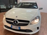 Usata Mercedes A180 Executive 108 CV (79 kW) 2017 Bianco Berlina