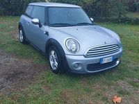 Usata Mini ONE 98 CV (72 kW) 2010 Argento Utilitaria