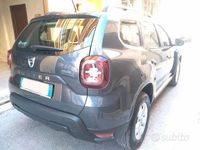 Usata Dacia Duster Comfort 116 CV (85 kW) 2018 Grigio SUV