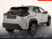 Usata Toyota Yaris Trend 116 CV (85 kW) 2022 Argento Utilitaria