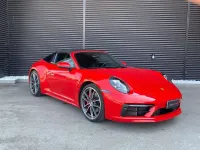 Usata Porsche 911 Targa 4S 450 CV (330 kW) 2021 Rosso pastello Cabrio