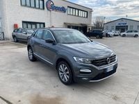 Usata VW T-Roc Style 115 CV (84 kW) 2020 Grigio SUV