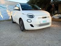 Usata Fiat 500e Icon 86 kW (118 CV) 2024 Bianco Cabrio