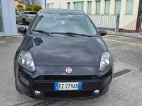 Usata Fiat Punto 77 CV (56 kW) 2015 Blu Utilitaria