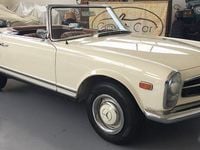 Usata Mercedes 230 150 CV (110 kW) 1966 Beige Cabrio