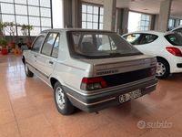 Usata Peugeot 309 158 CV (116 kW) 1990 Grigio Utilitaria