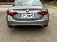 Usata Alfa Romeo Giulia 180 CV (132 kW) 2018 Berlina