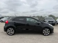 Usata Kia Rio 90 CV (66 kW) 2016 Nero Utilitaria