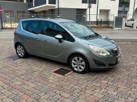 Usata Opel Meriva 2011 Grigio Monovolume