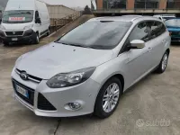 Usata Ford Focus Titanium 95 CV (69 kW) 2012 Grigio Station wagon