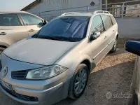 Usata Renault Mégane 100 CV (73 kW) 2006 Grigio Berlina