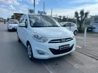 Begagnad Hyundai i10 Edition 69 HK (50 kW) 2012 Vit Halvkombi