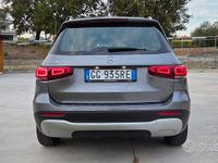 Käytetty Mercedes GLB200 Business 163 HP (119 kW) 2021 Katumaasturi