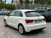 Usata Audi A1 Ambition 90 CV (66 kW) 2012 Bianco Utilitaria