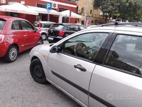 Usata Ford Focus 110 CV (80 kW) 2002 Grigio Station wagon
