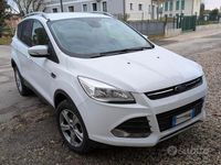 Usata Ford Kuga 150 CV (110 kW) 2016 Bianco SUV