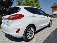 Usata Ford Fiesta Titanium 86 CV (63 kW) 2020 Bianco Utilitaria