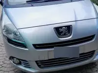 Usata Peugeot 5008 112 CV (82 kW) 2012 Grigio Monovolume