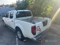 Usata Nissan Navara SE 171 CV (125 kW) 2007 Bianco Pick-up