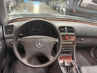 Usata Mercedes CLK200 192 CV (141 kW) 2000 Argento Cabrio