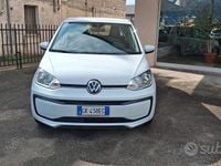 Usata VW up! Move 65 CV (47 kW) 2022 Bianco Utilitaria