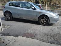 Usata Alfa Romeo 147 105 CV (77 kW) 2003 Grigio Utilitaria