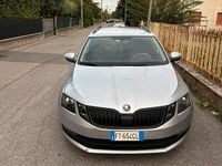 Usata Skoda Octavia 150 CV (110 kW) 2018 Grigio Station wagon